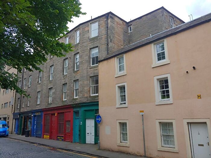 1 Bedroom Flat To Rent In West Crosscauseway, Edinburgh, EH8