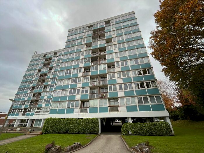 2 Bedroom Flat To Rent In Kenilworth Court, Coventry, CV3