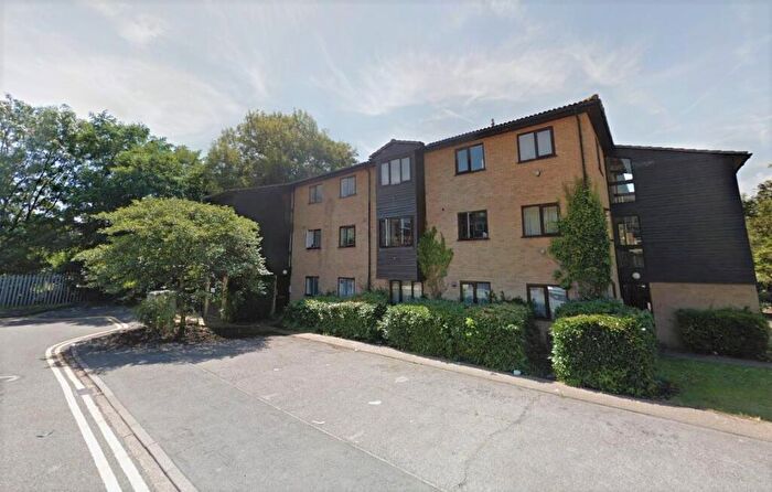 1 Bedroom Apartment To Rent In Victoria Road, Slough, SL2