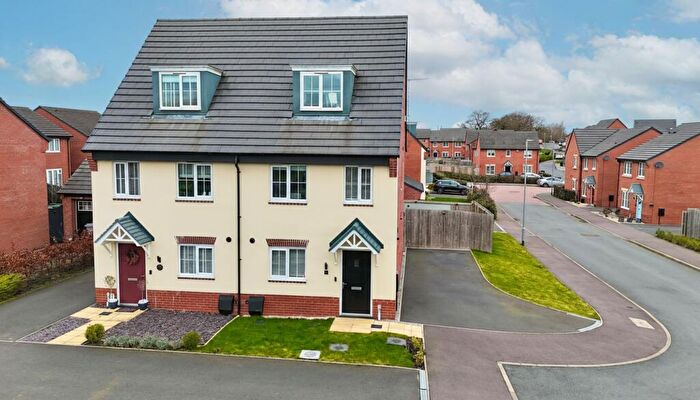 3 Bedroom Semi Detached House For Sale In Springbank Road, Shavington, CW2