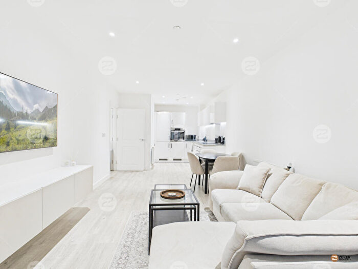 1 Bedroom Flat For Sale In Thomas Road, Tower Hamlets, London, E14