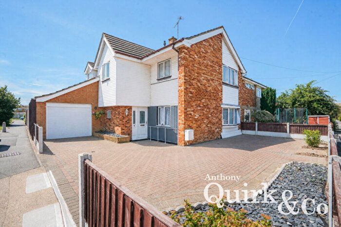 4 Bedroom End Of Terrace House For Sale In Suffolk Walk, Canvey Island, SS8
