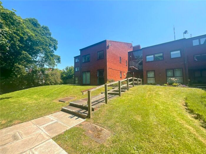 2 Bedroom Apartment To Rent In Badgers Bank Road, Sutton Coldfield, West Midlands, B74