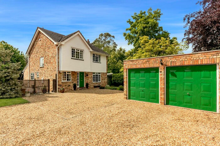 4 Bedroom Detached House For Sale In Chequers Croft, Hilton, Huntingdon, PE28