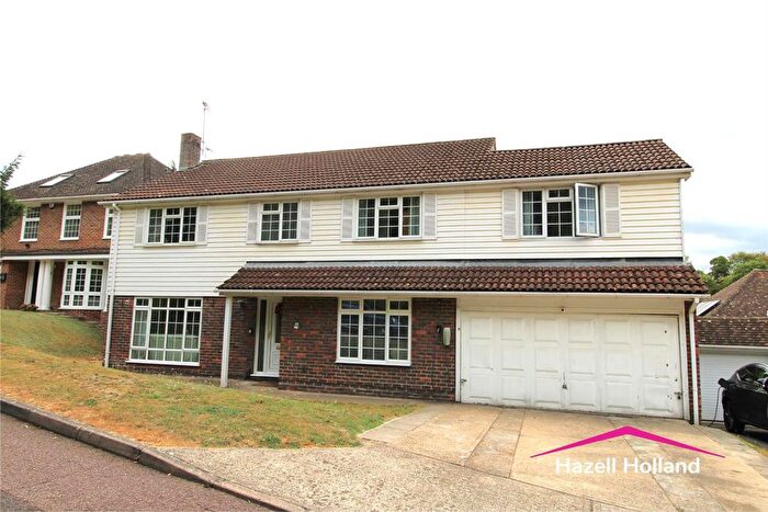 4 Bedroom Detached House For Sale In Wildwood Glade, Hempstead, Gillingham, ME7