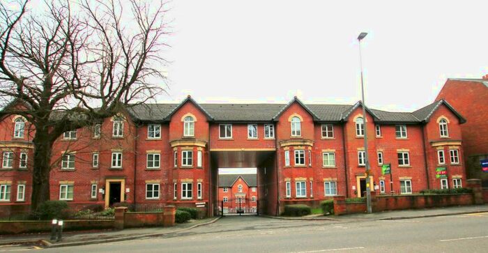 1 Bedroom Flat To Rent In Weavers Court, Town Centre, Blackburn, BB2