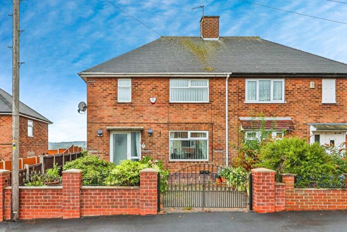 3 Bedroom Semi-Detached House For Sale In Summerwood Lane, Clifton, Nottingham, NG11
