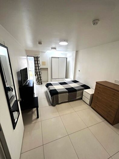 1 Bedroom Flat To Rent In Roxborough Road, Harrow, HA1