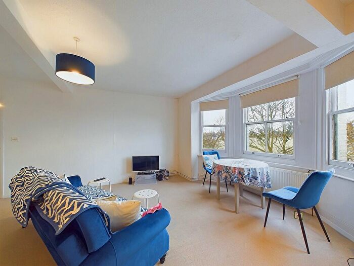 1 Bedroom Apartment To Rent In Bedford Row, Worthing, BN11