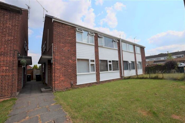 2 Bedroom Maisonette To Rent In Overdale Road, Whoberley, Coventry, CV5