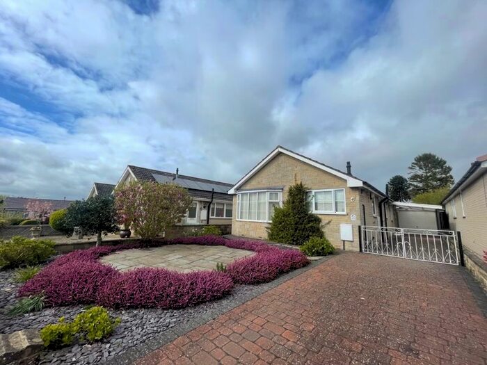 2 Bedroom Detached Bungalow For Sale In Swainsea Drive, Pickering, YO18