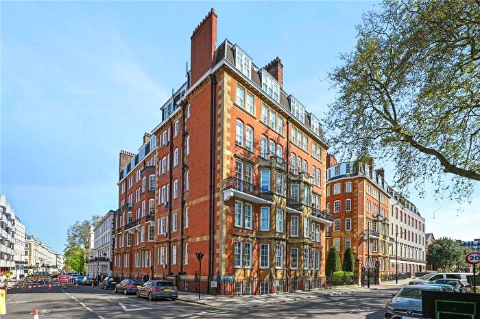 2 Bedroom Flat To Rent In Palace Court, Moscow Road, London, W2