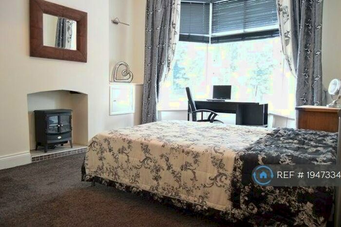 5 Bedroom Terraced House To Rent In Seabridge Road, Newcastle Under Lyme, ST5