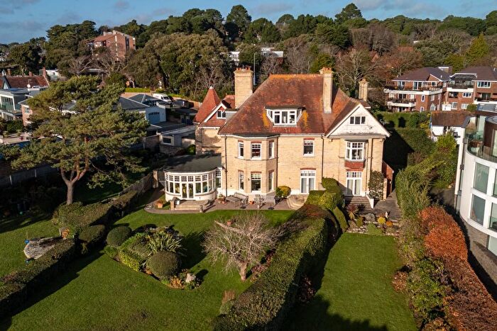 3 Bedroom Apartment To Rent In Evening Hill Grange, Alington Road, Sandbanks, BH14