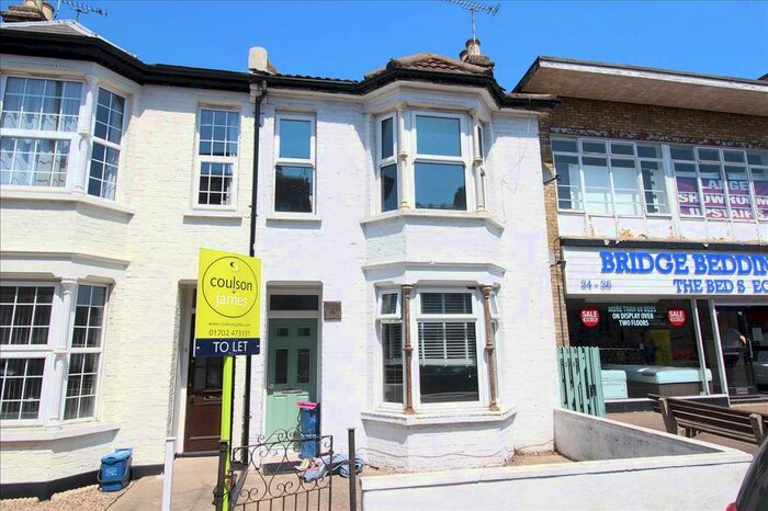 1 Bedroom Flat To Rent In Grove End, Rectory Grove, Leigh-On-Sea, SS9