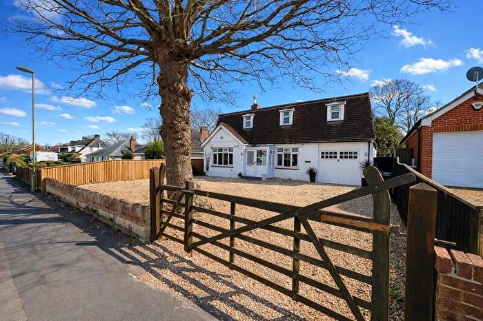 4 Bedroom Detached House For Sale In Manor Road, New Milton, Hampshire., BH25