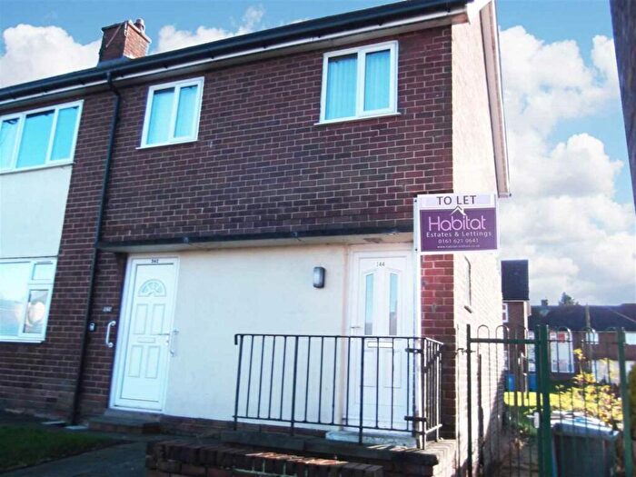 2 Bedroom Apartment To Rent In Middleton Road, Royton, OL2