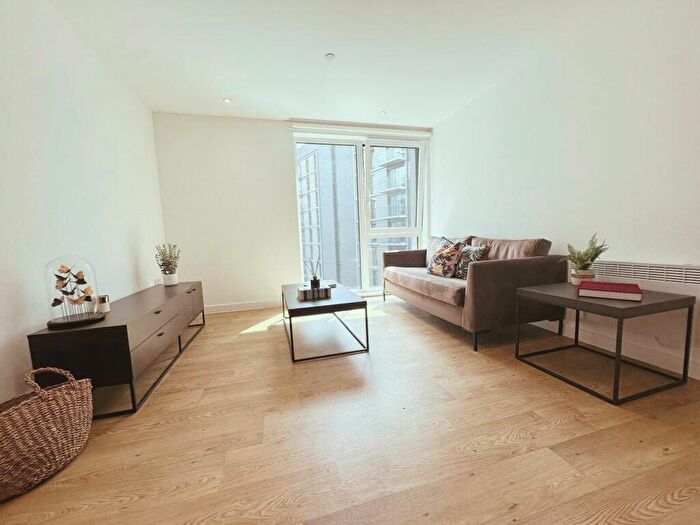 1 Bedroom Apartment To Rent In The Filaments, Salford Salford, M3