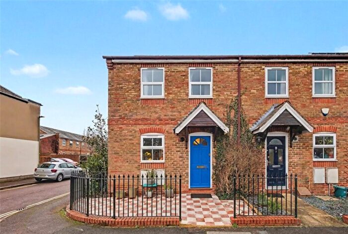 2 Bedroom End Of Terrace House For Sale In Leopold Street East Oxford, OX4