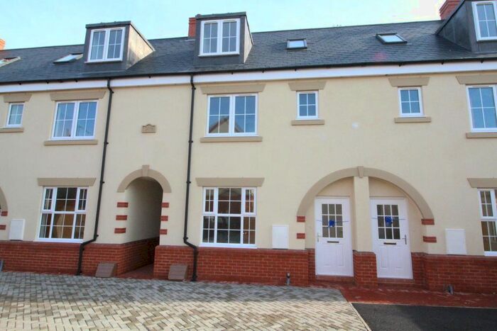 3 Bedroom Property To Rent In Temple Street, Rugby, CV21