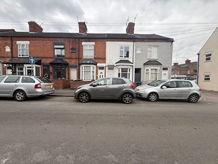 3 Bedroom Terraced House To Rent In Clifford Street, Wigston, LE18