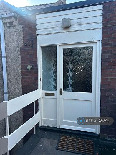 2 Bedroom Flat To Rent In Marketplace, Doncaster, DN11