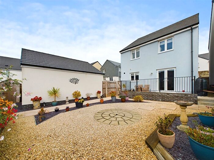 4 Bedroom Detached House For Sale In Trevarner Meadow, Wadebridge, PL27