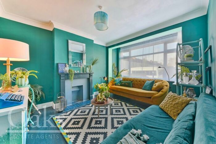 3 Bedroom Terraced House To Rent In Addiscombe Avenue, Addiscombe, Croydon, CR0