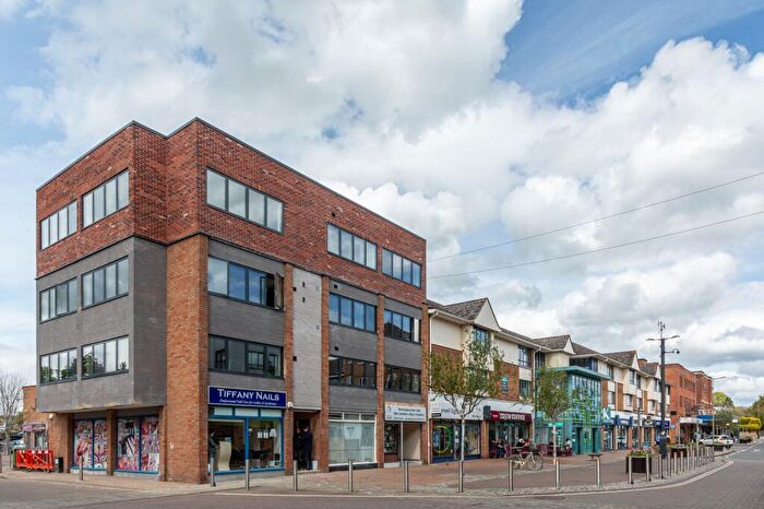 1 Bedroom Flat To Rent In High Street, Kidlington, OX5