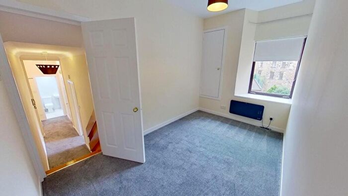 1 Bedroom Flat To Rent In Dalcross Street, Partick, Glasgow, G11