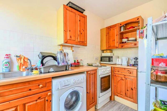 1 Bedroom Apartment To Rent In Winchester Road, Southampton, SO16