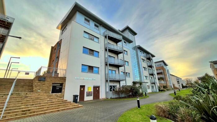 2 Bedroom Flat To Rent In Hamworthy, BH15