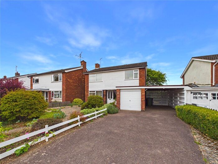 4 Bedroom Detached House For Sale In Magdalen Drive, Woodbridge, Suffolk, IP12