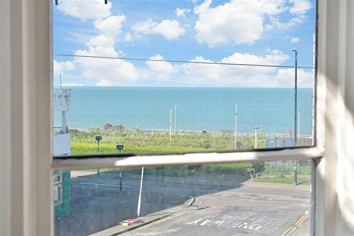 2 Bedroom Flat For Sale In Edgar Road, Cliftonville, Margate, Kent, CT9