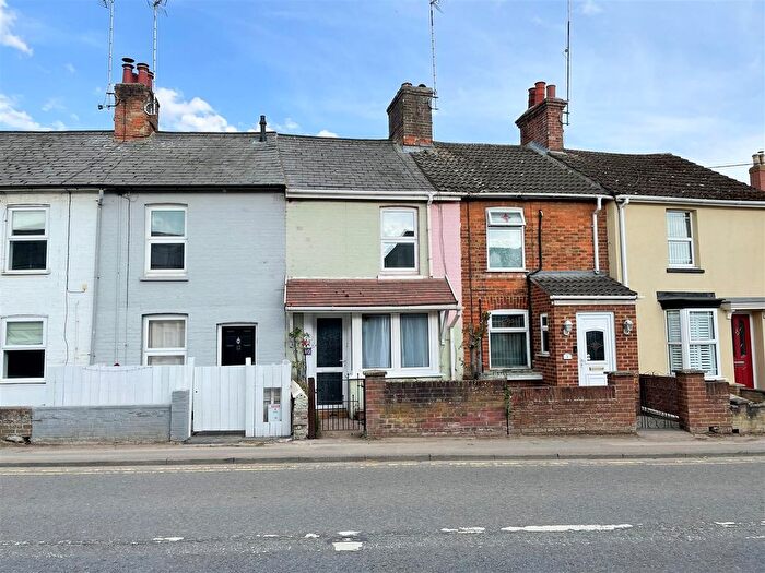 2 Bedroom Property To Rent In Woburn Road, Heath And Reach, LU7