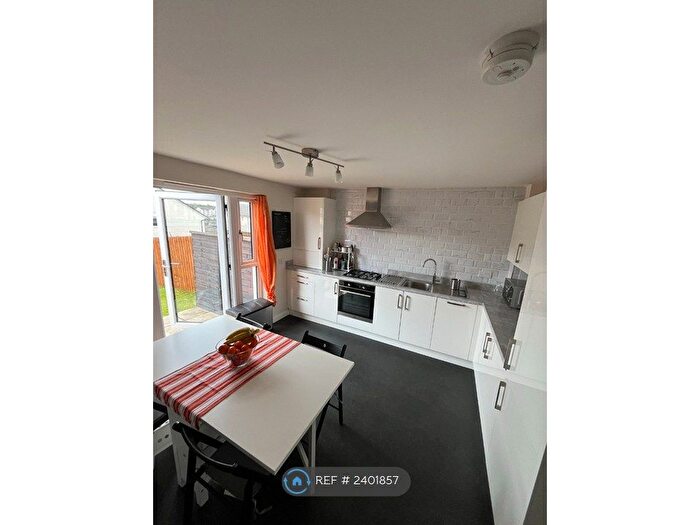 3 Bedroom Terraced House To Rent In Greenwell Wynd, Edinburgh, EH17