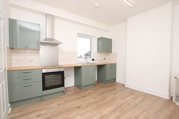 2 Bedroom Duplex To Rent In Wellington Street, Kettering, Northamptonshire, NN16