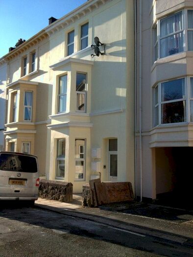 1 Bedroom Flat To Rent In Garden Crescent, West Hoe, Plymouth, Plymouth, PL1