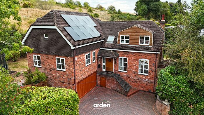 4 Bedroom Detached House For Sale In Marlbrook Lane, Marlbrook, B60