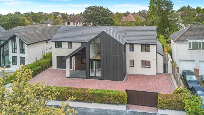 5 Bedroom Detached House For Sale In Leadhall Road, Harrogate, North Yorkshire, HG2
