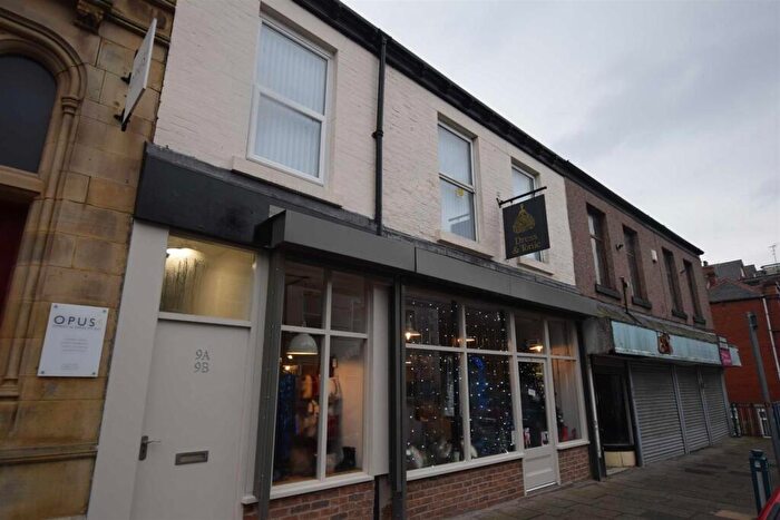 2 Bedroom Flat To Rent In Melbourne Street, Stalybridge, SK15
