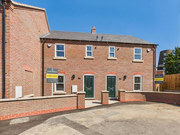 3 Bedroom End Of Terrace House For Sale In Lynn Road, Wisbech, PE13