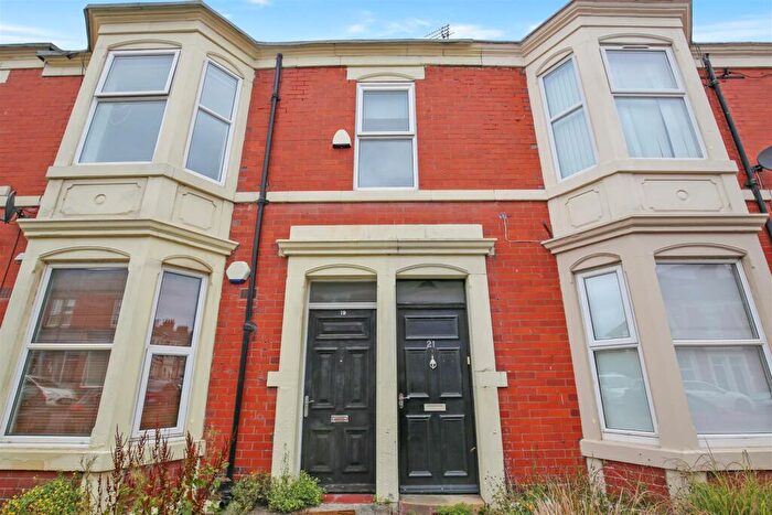 5 Bedroom Maisonette To Rent In (£pppw) Newlands Road, Jesmond, Newcastle Upon Tyne, NE2