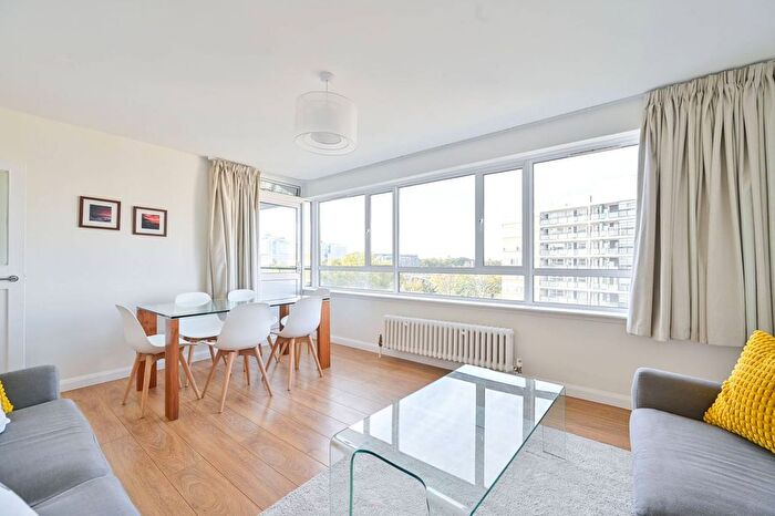 2 Bedroom Flat To Rent In Churchill Gardens, Pimlico, London, SW1V