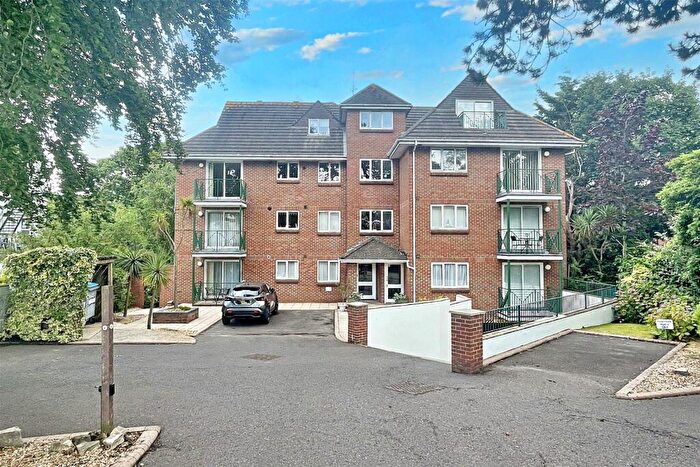 2 Bedroom Flat For Sale In Bournemouth, BH2