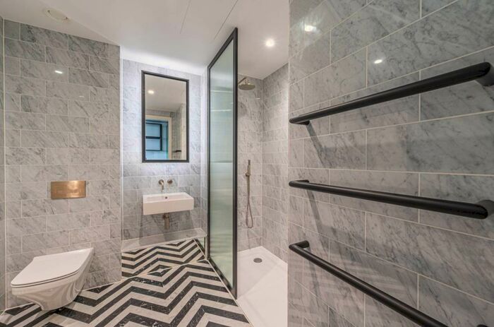 Studio To Rent In Wardian London, Canary Wharf, London, E14