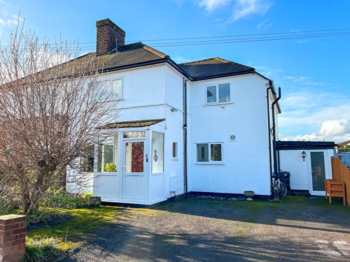 3 Bedroom Semi Detached House For Sale In Green Lane, West Molesey, KT8