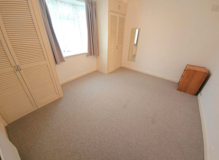 2 Bedroom Bungalow To Rent In Wokingham, RG41