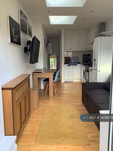 1 Bedroom Flat To Rent In Southsea Avenue, Minster On Sea, Sheerness, ME12