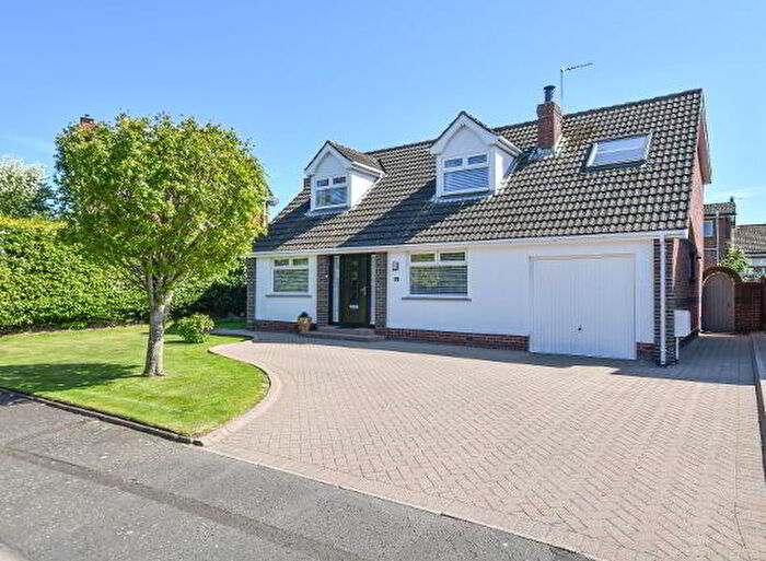 4 Bedroom Detached House For Sale In Dunkeld Avenue, Bangor, BT19